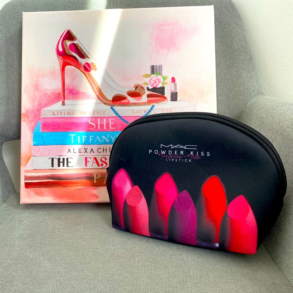 💄💋MAC cosmetic Bag💄💋